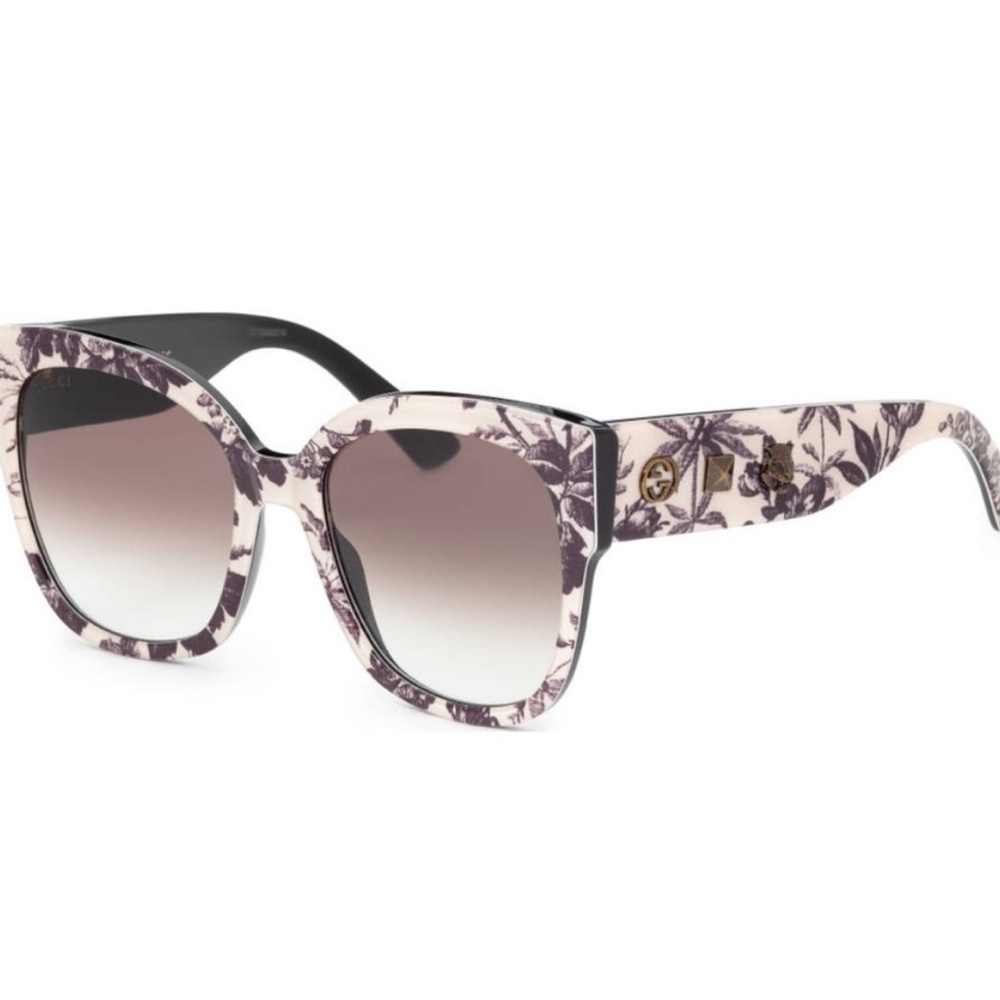 Gucci Black and White Oversized Sunglasses